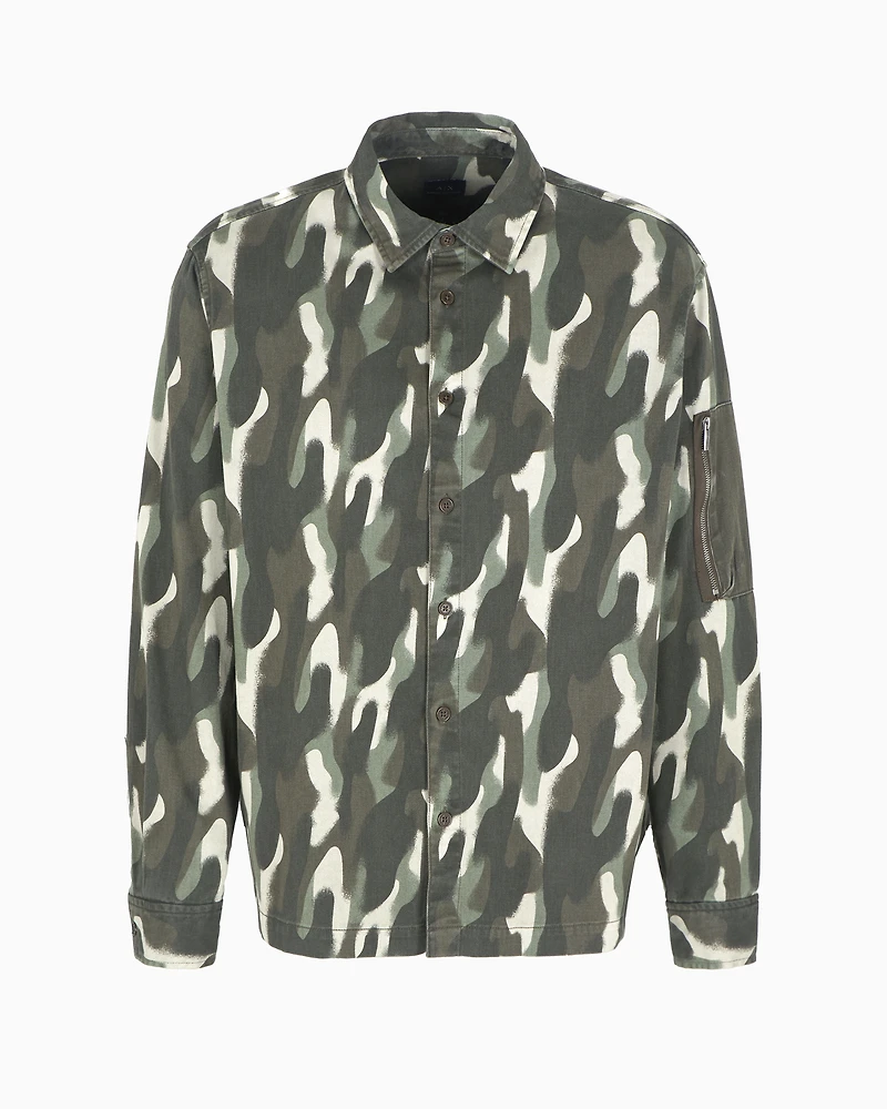 Boxy fit shirt camouflage fabric
