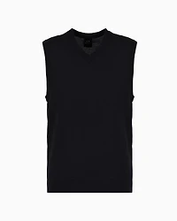 V-neck vest