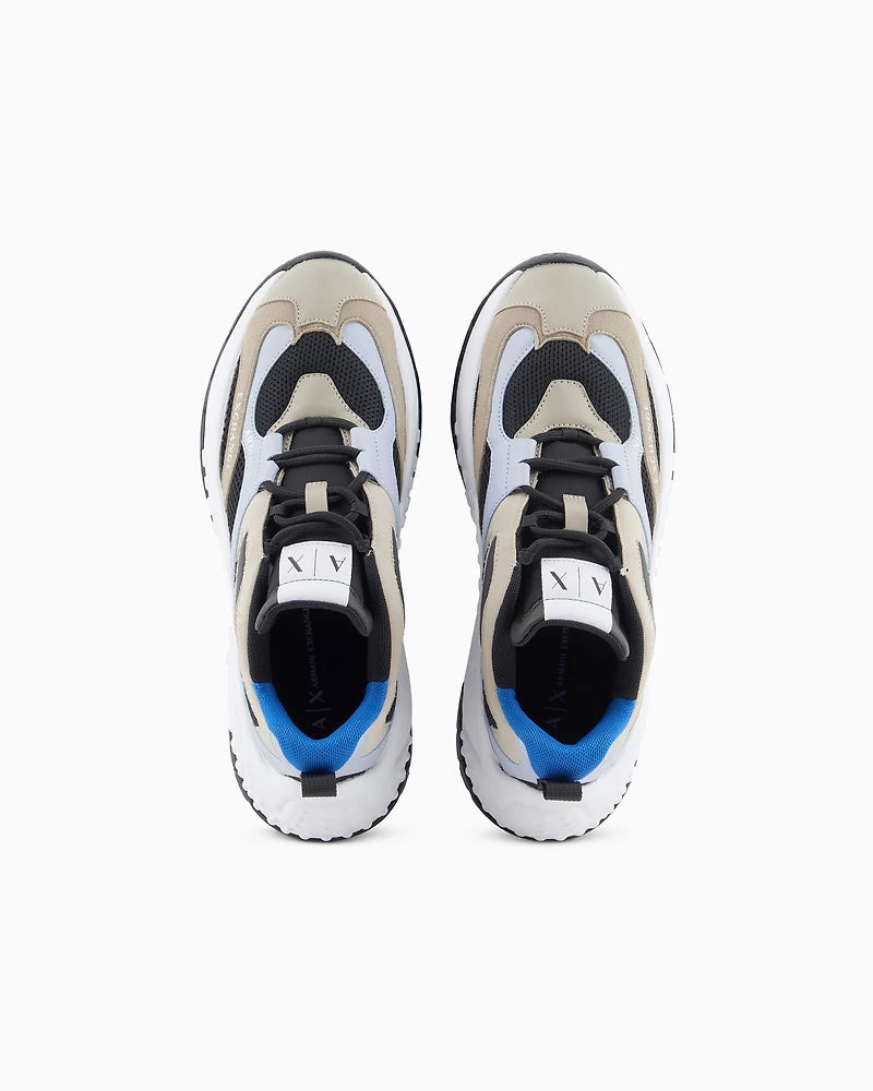 Mesh sneakers with custom tread