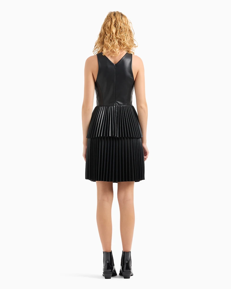 Short pleated dress