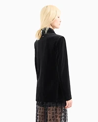 Double-breasted jacket with two buttons