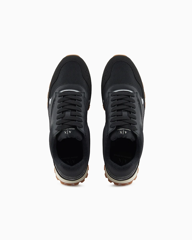 Chunky sneakers with contrasting inserts
