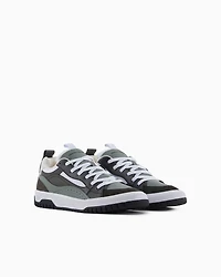 Sneakers with contrasting suede inserts