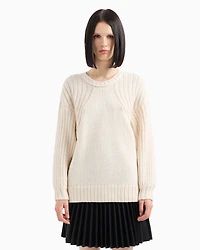 Crewneck sweater with raglan sleeves