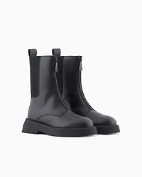 Combat boots with elastic and zip