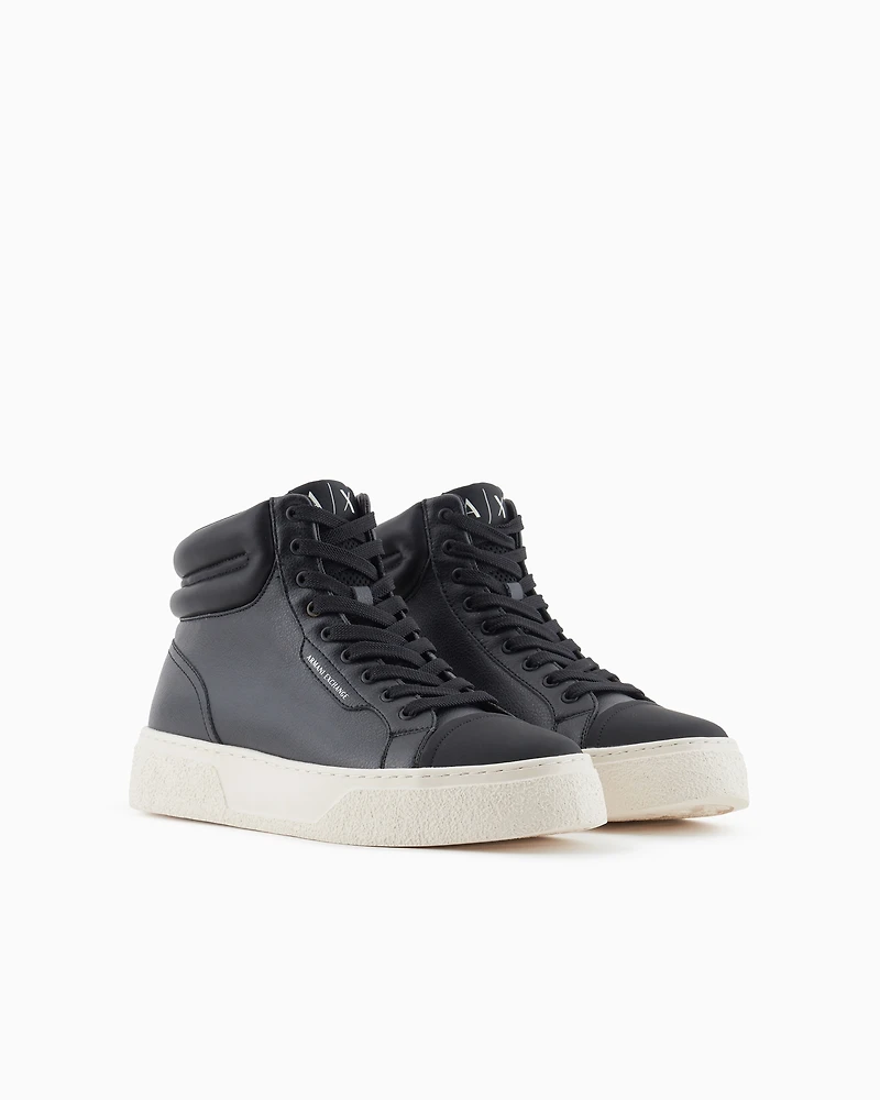 Leather sneakers with contrasting profile
