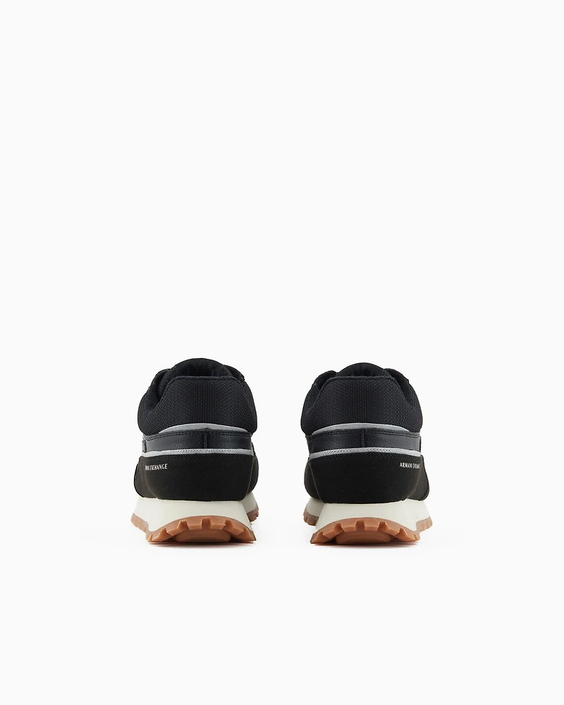 Chunky sneakers with contrasting inserts