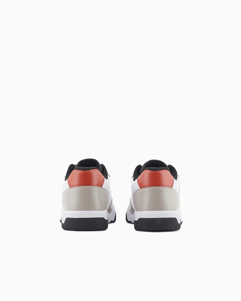 Sneakers with logo