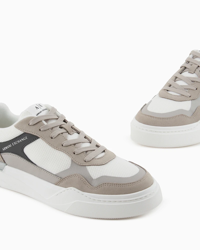 Sneakers with laces combined material