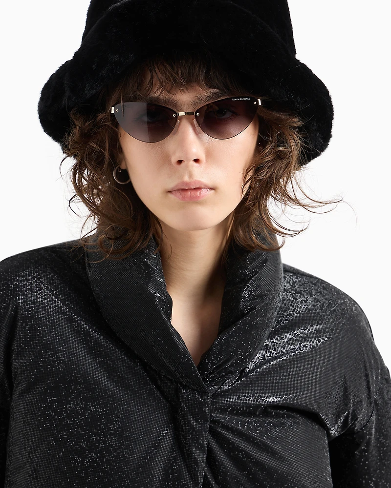 Full zip jacket with external coating fabric