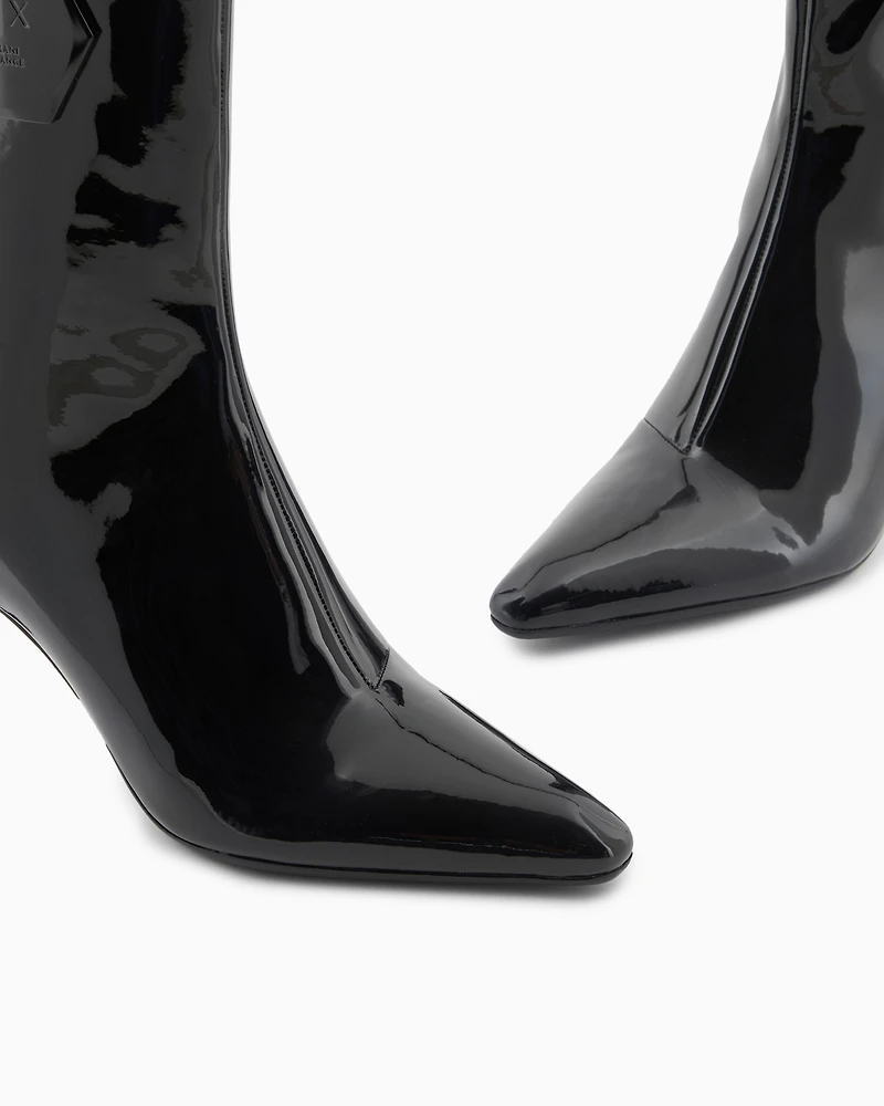 Patent leather ankle boots with heel