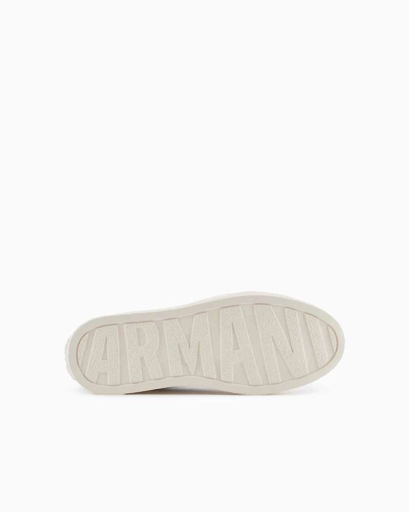 Leather sneakers with contrasting profile