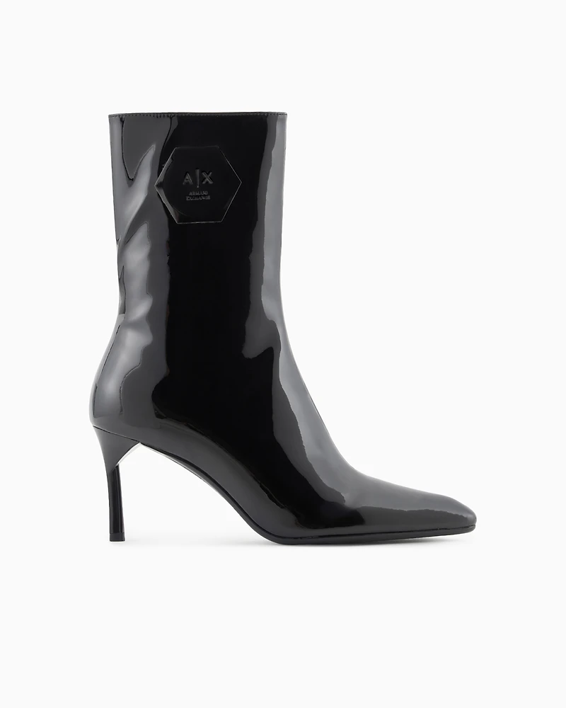 Patent leather ankle boots with heel
