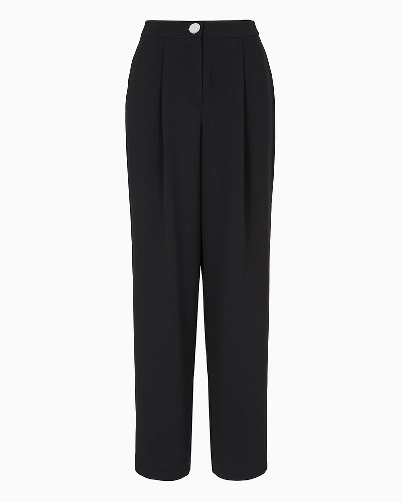 Pleated trousers flowing fabric