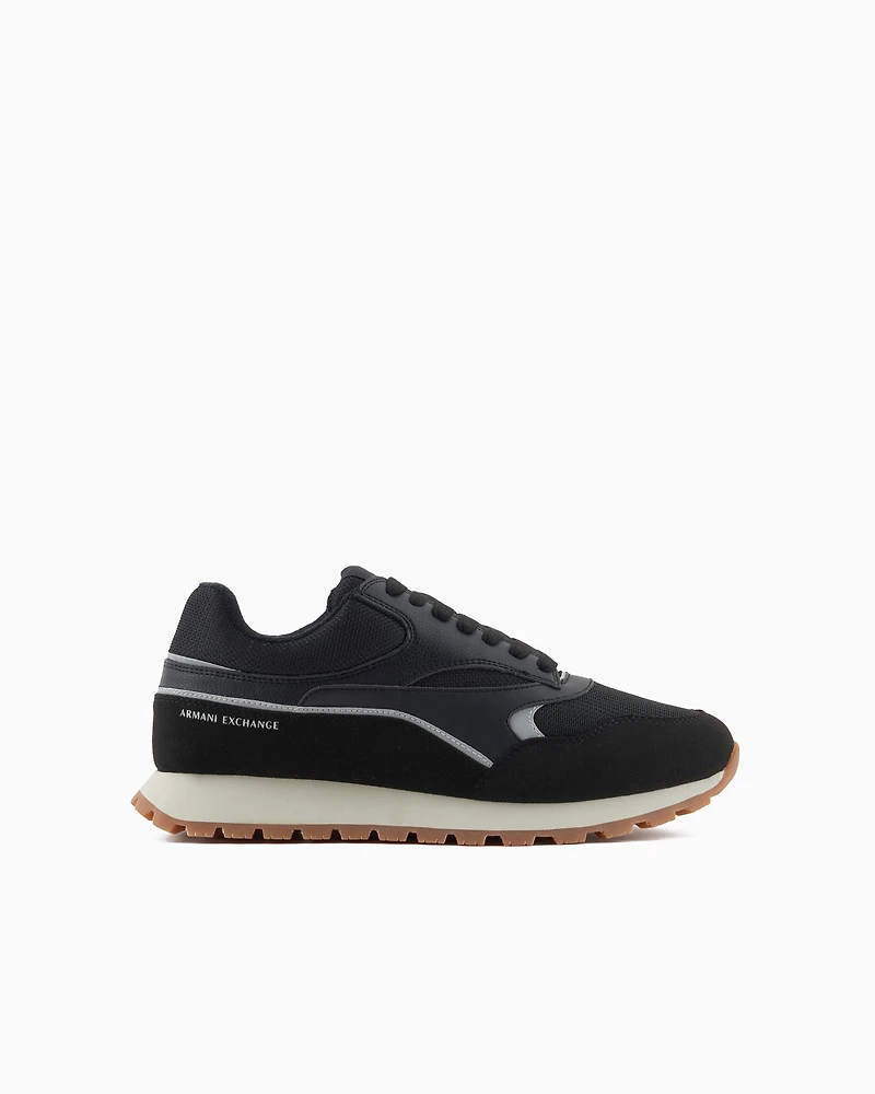 Chunky sneakers with contrasting inserts