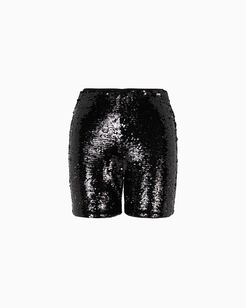 Shorts covered sequins