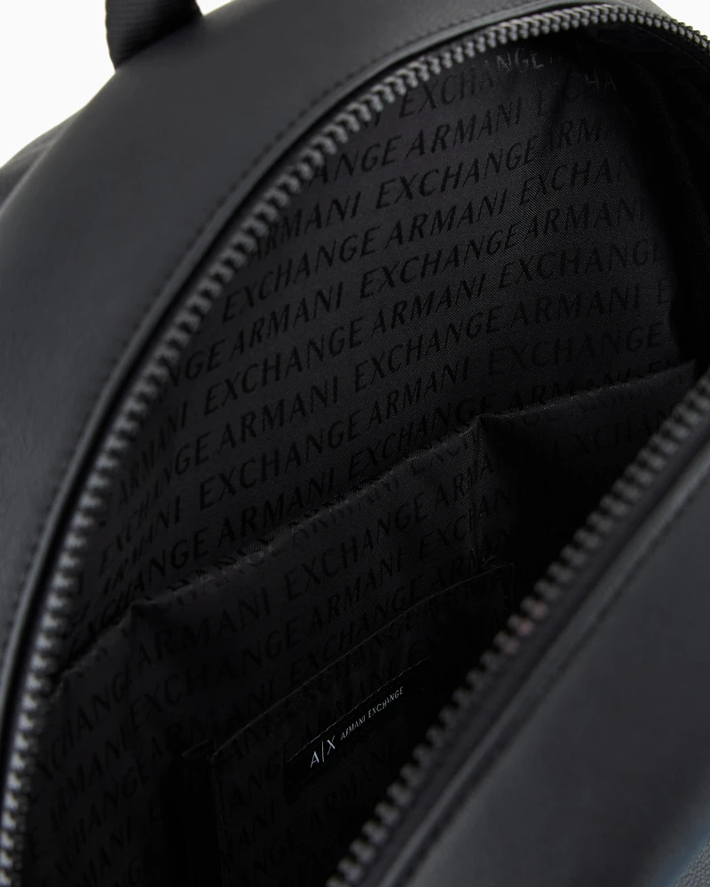 Backpack with external pocket with small hook
