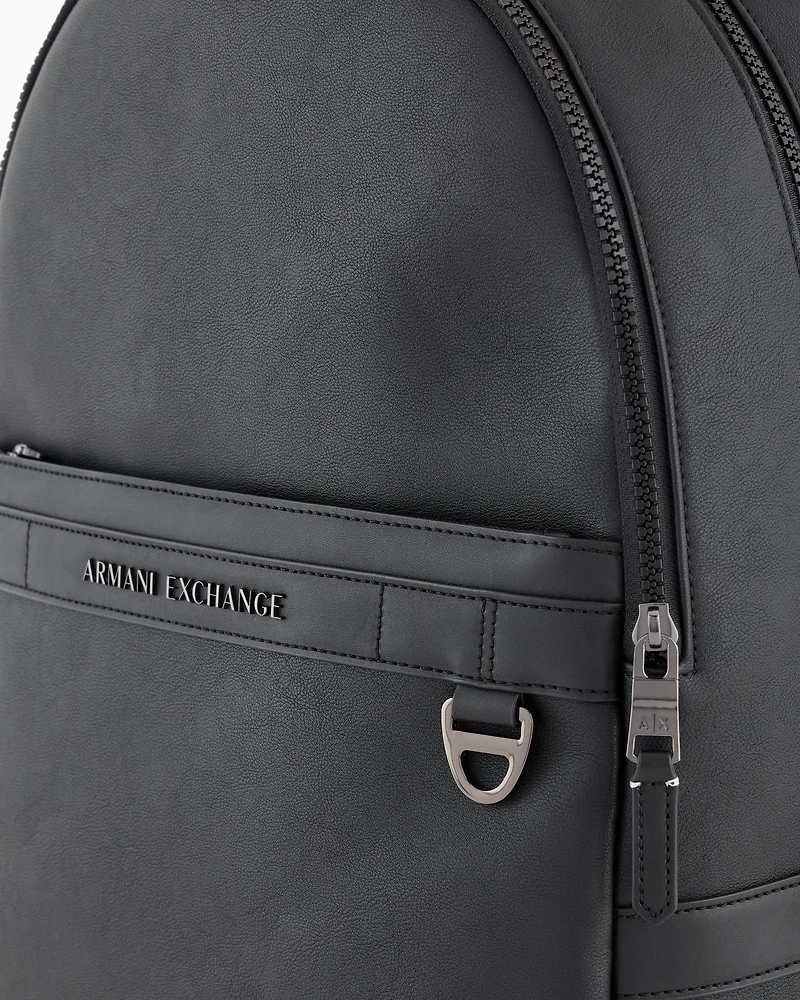 Backpack with external pocket with small hook