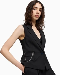 Single breasted vest with pendant chain