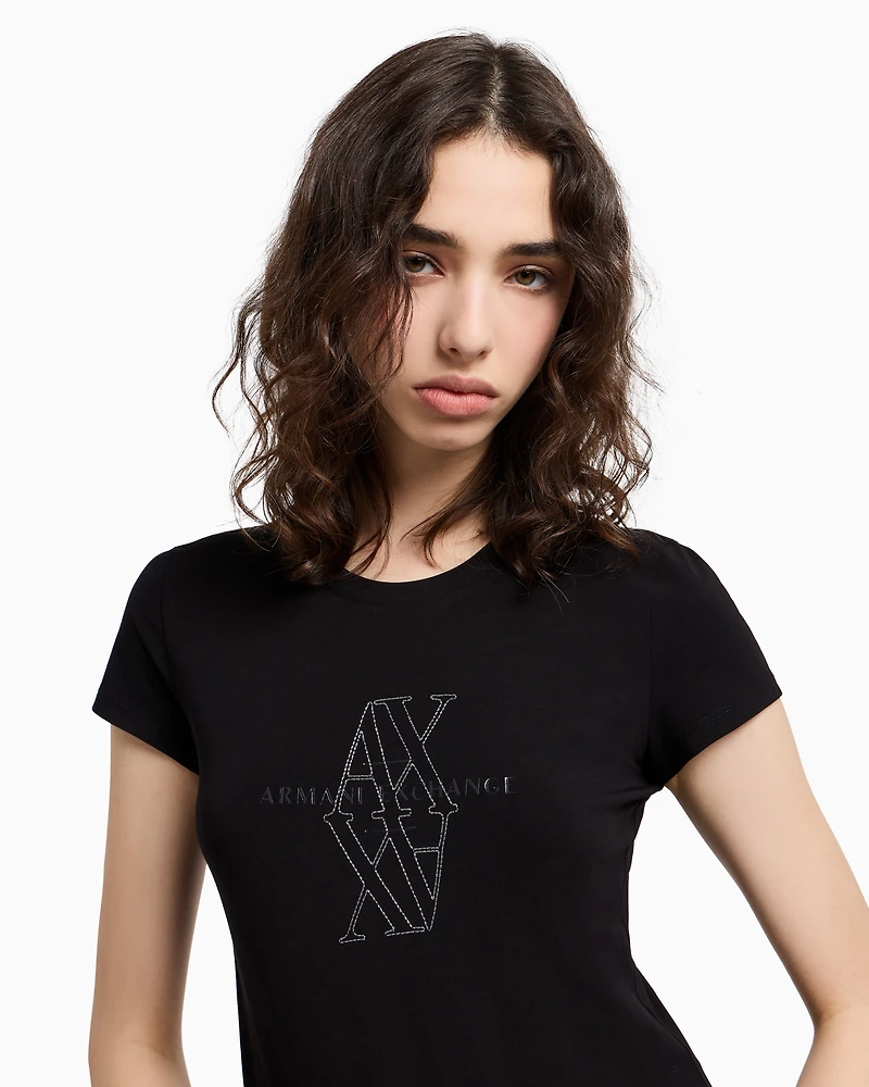 Slim fit T-shirt with embroidered logo
