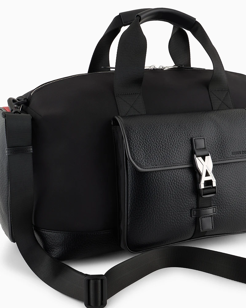 Duffel bag with external pockets
