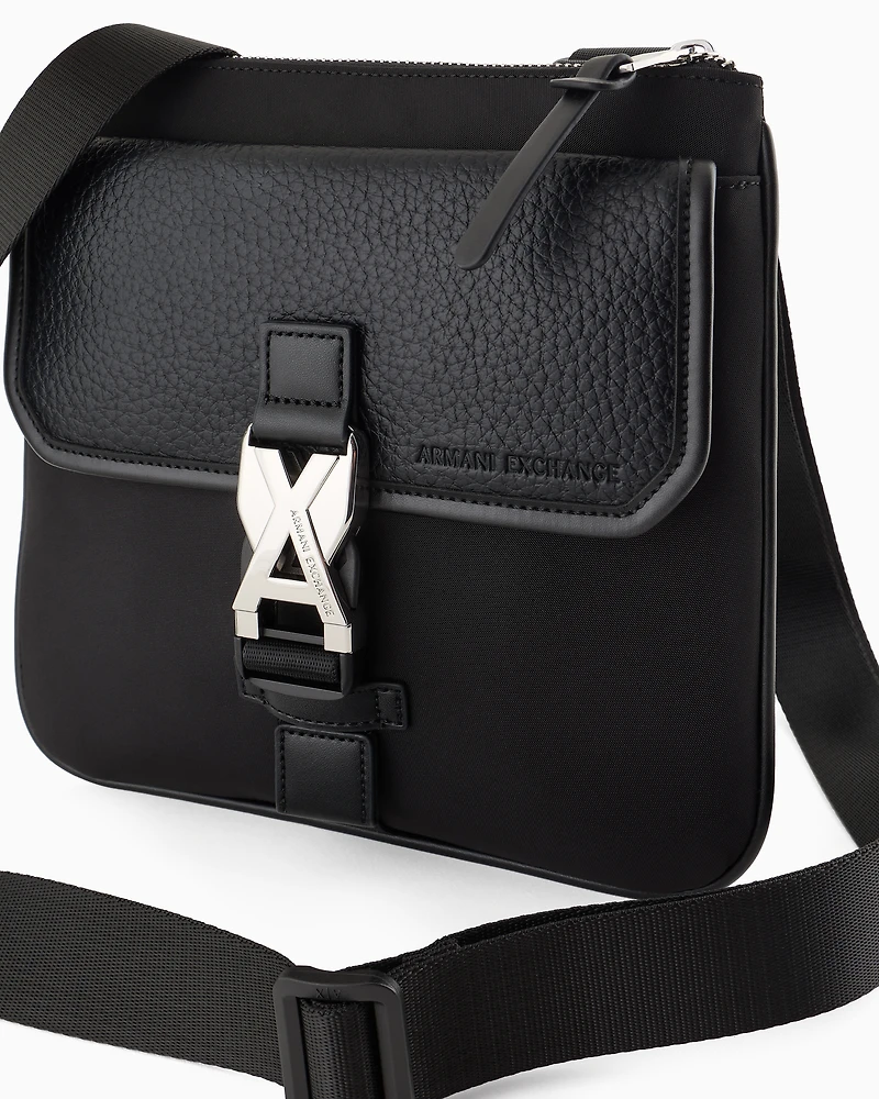 Flat shoulder bag with logo