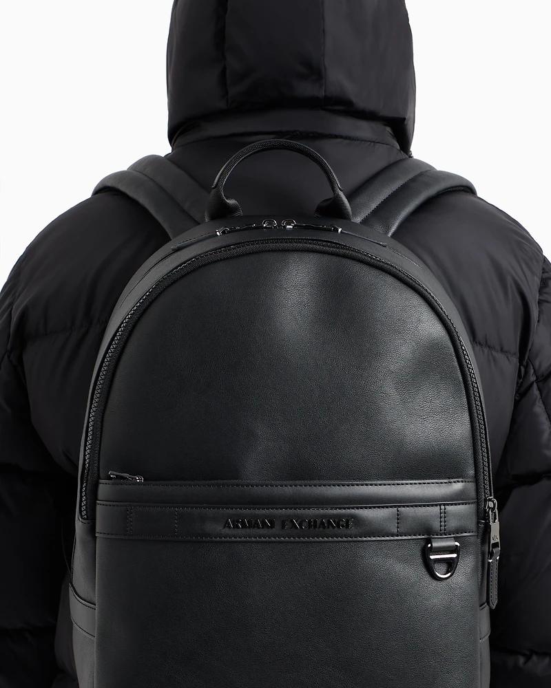 Backpack with external pocket with small hook