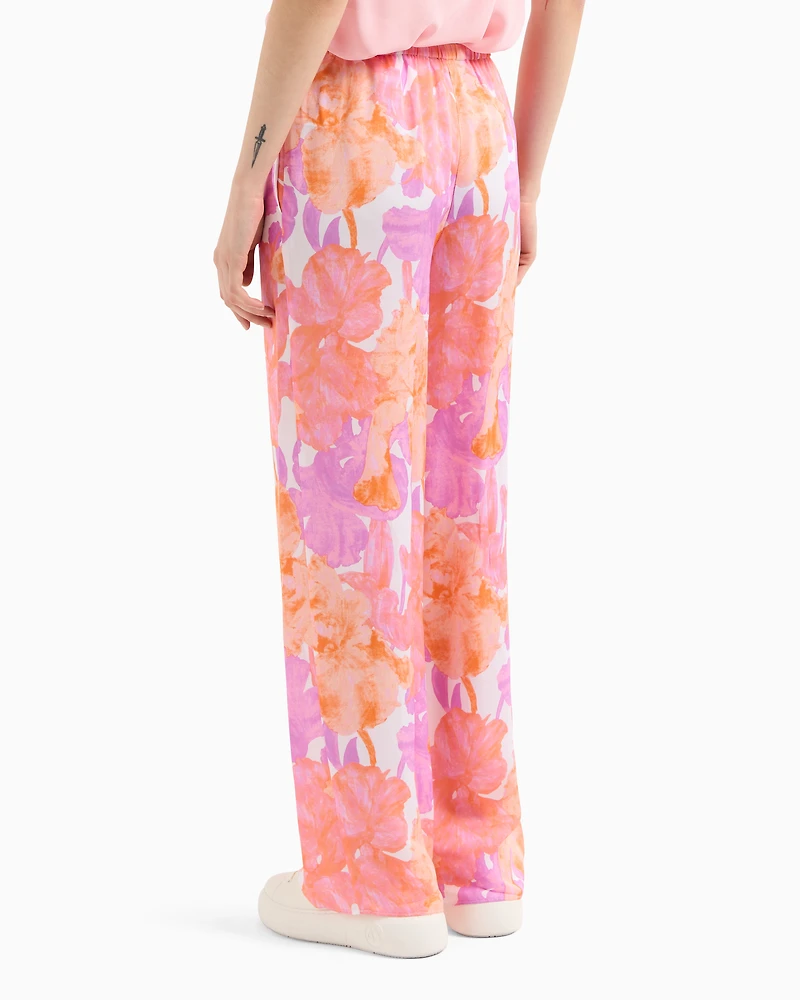 Oversized trousers floral fabric