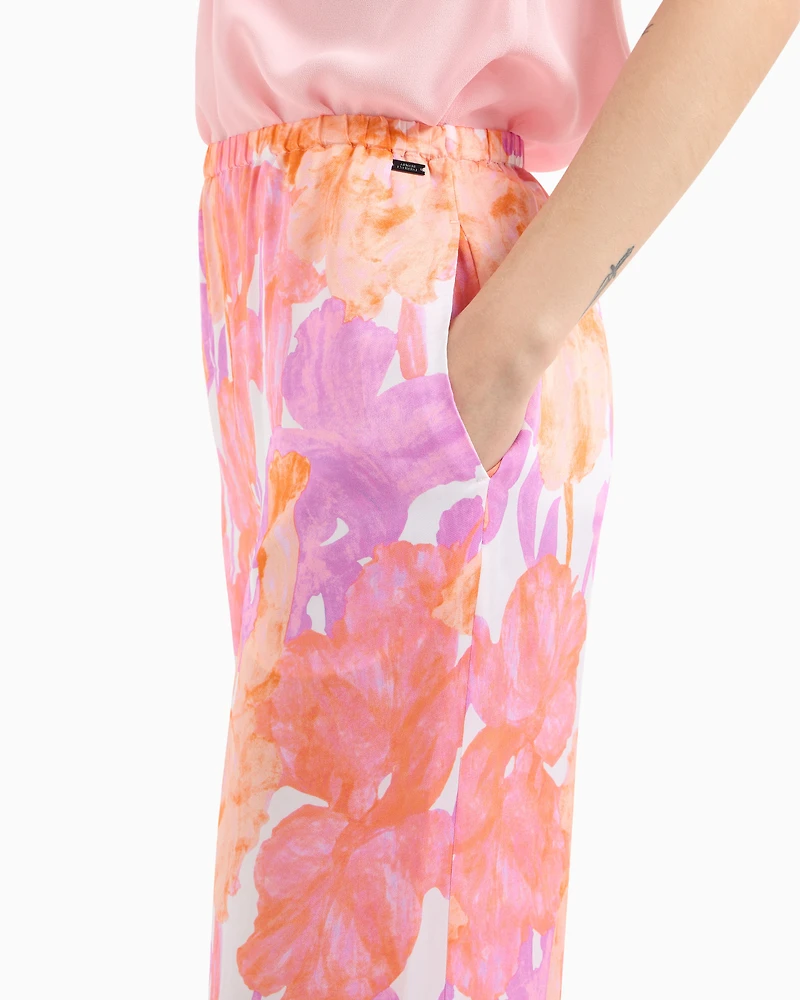Oversized trousers floral fabric