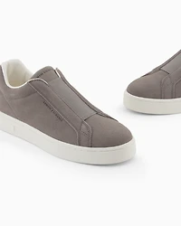Leather sneakers with elastic