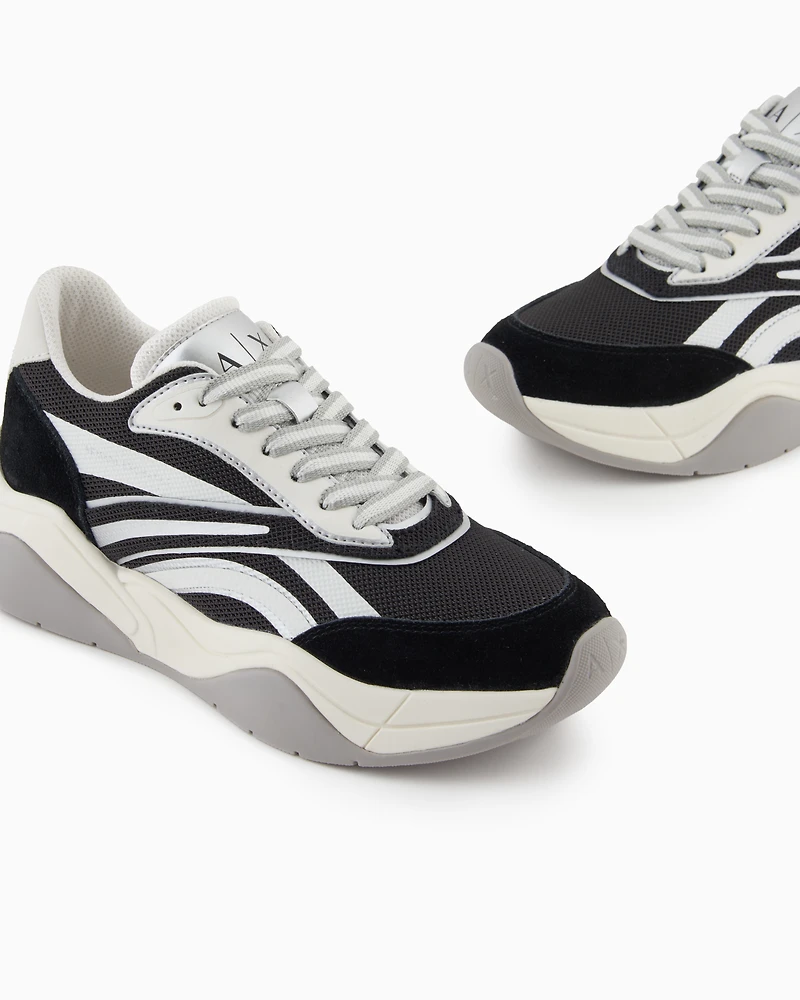 Leather sneakers with contrasting inserts