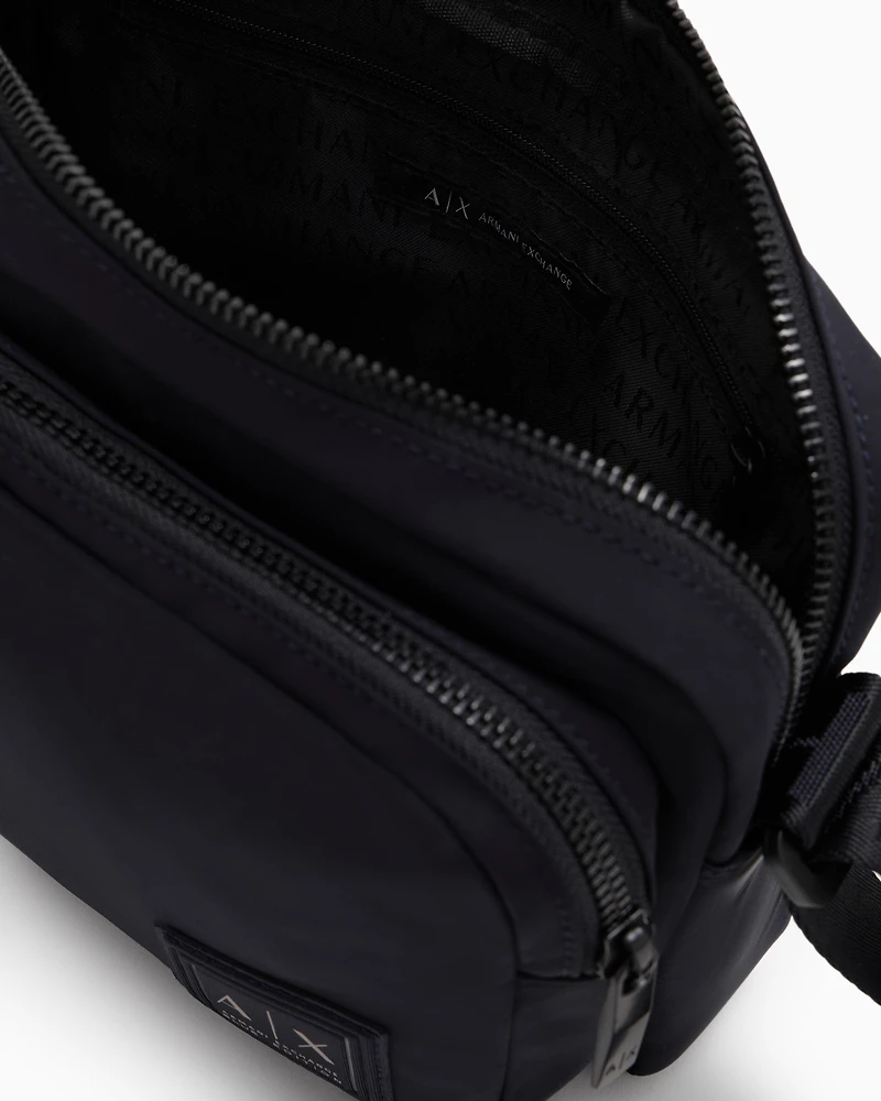 Shoulder bag with external pocket