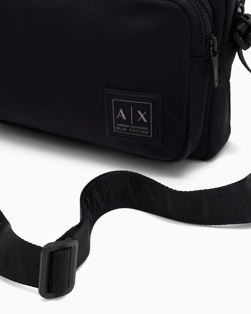 Shoulder bag with external pocket
