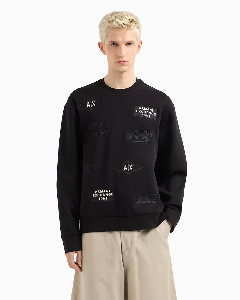 Crewneck sweatshirt with patches and logos