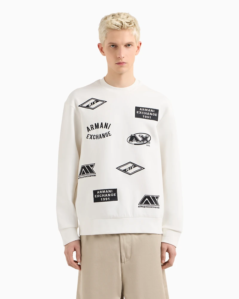 Crewneck sweatshirt with patches and logos