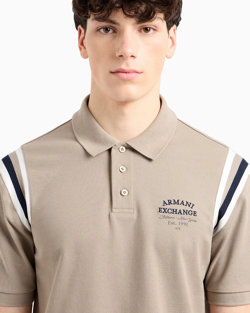 Regular fit polo with contrasting stripes