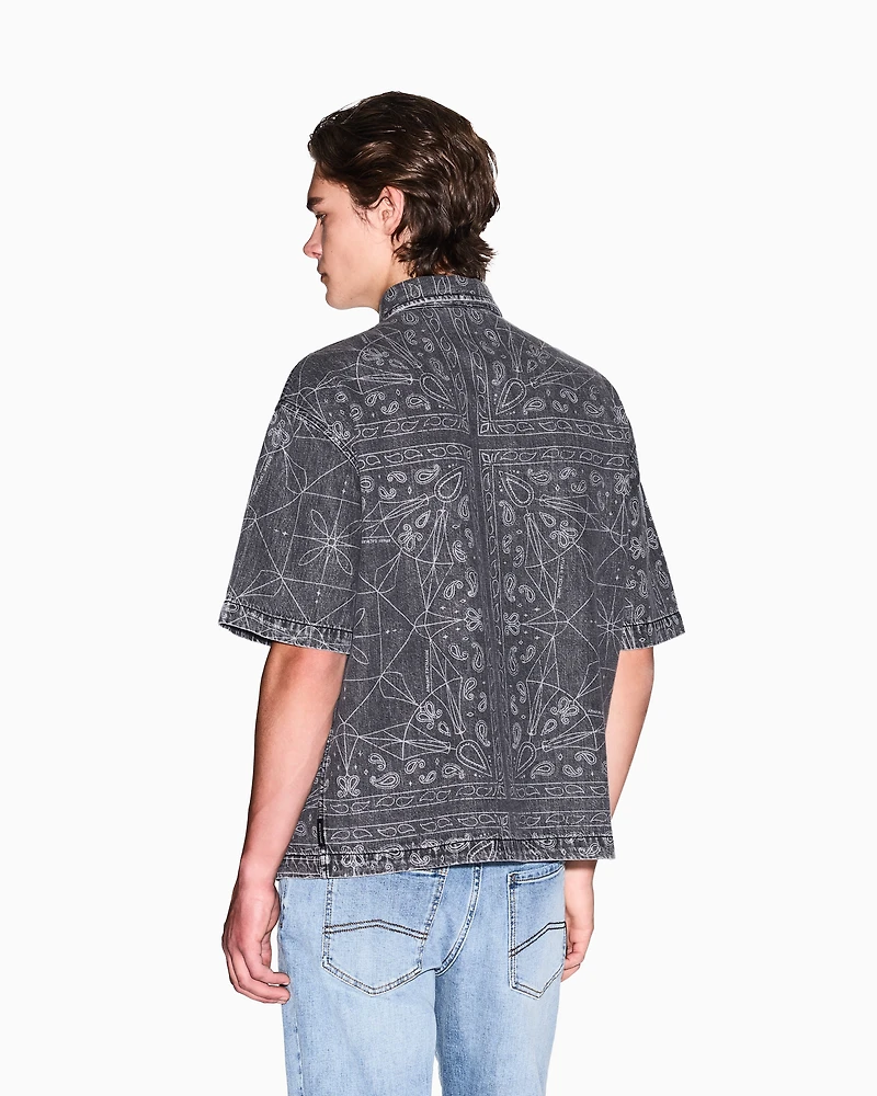Regular fit shirt with kaleidoscope print