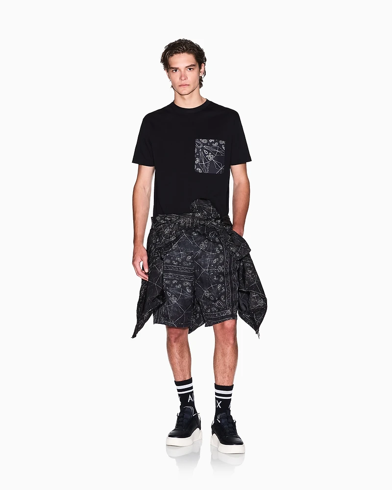 Regular fit T-shirt with patterned pocket