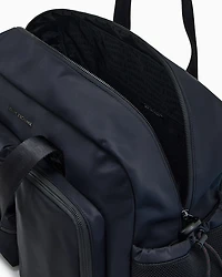  Multi-pocket bag