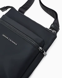  Flat shoulder bag