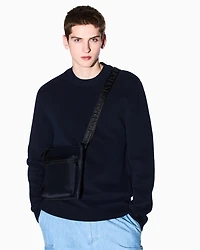  Flat shoulder bag