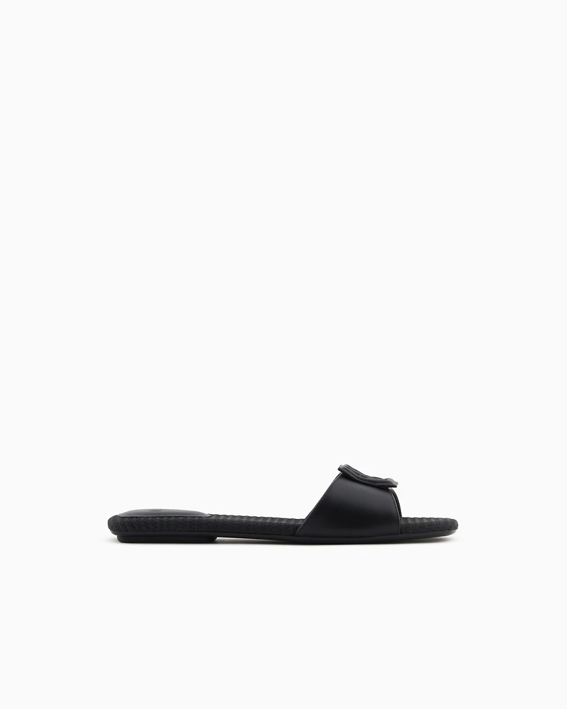 Slippers with band and logo