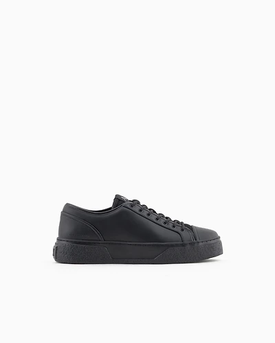 Leather sneakers with mesh insert