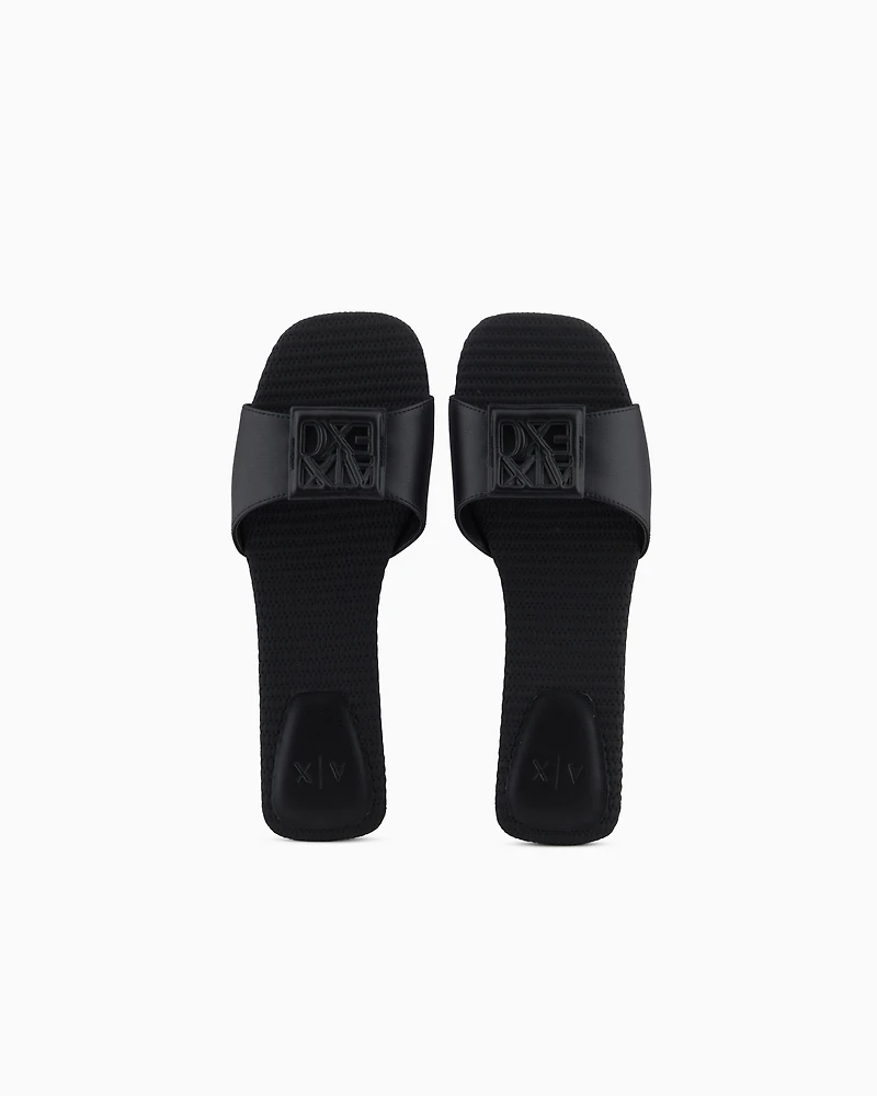 Slippers with band and logo