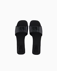 Slippers with band and logo