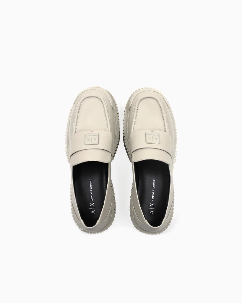 Leather loafers with logo