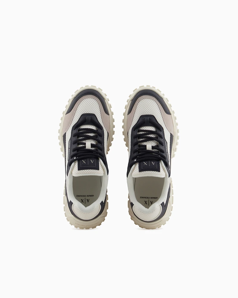 Two-tone sneakers with grip sole