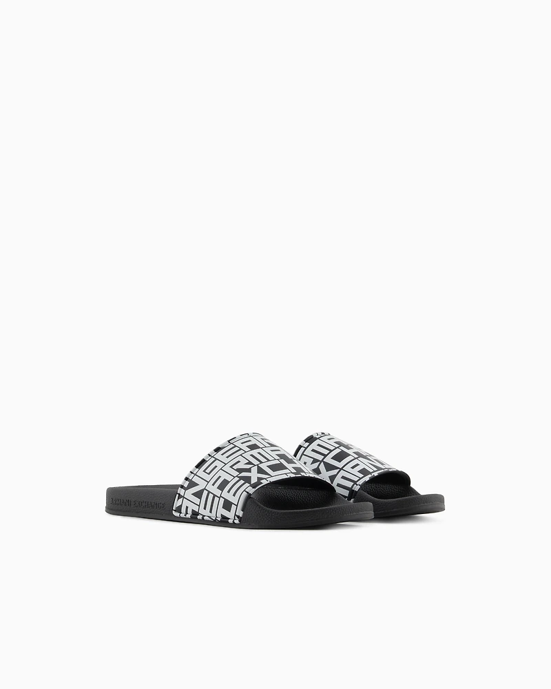 Slippers with logo band