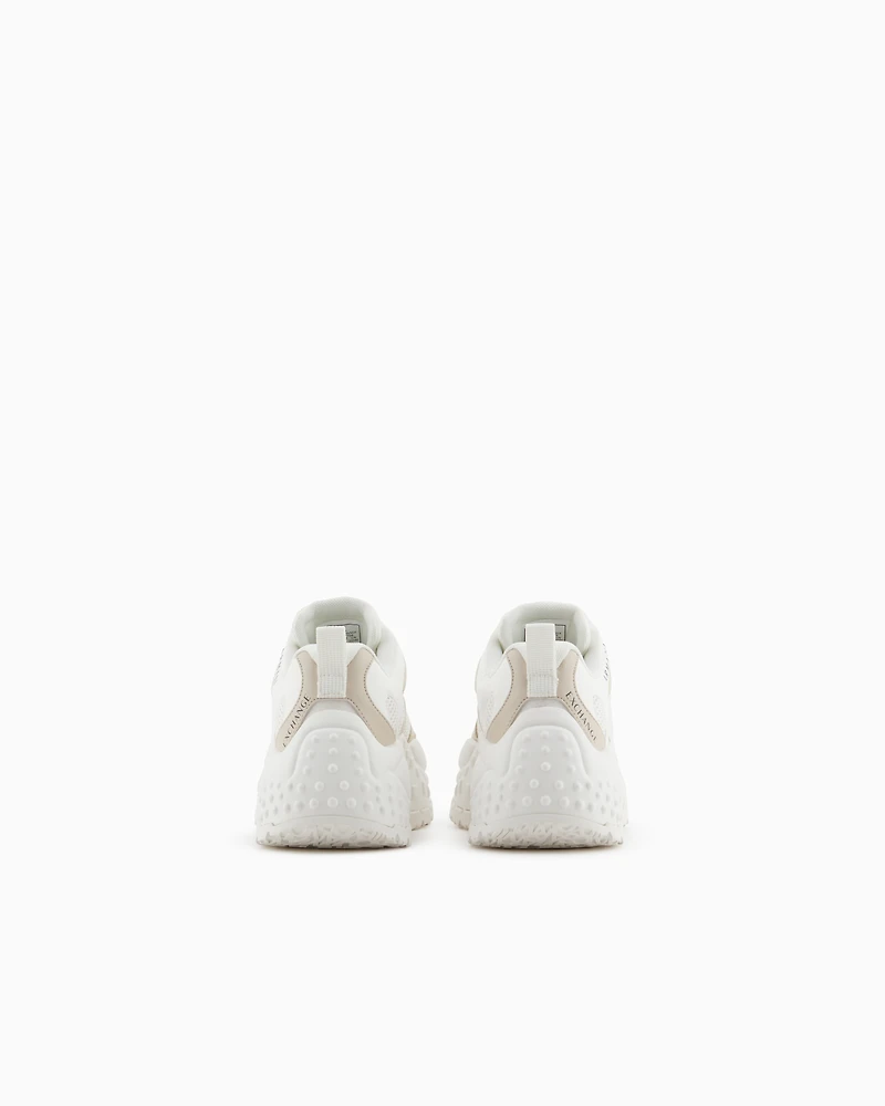 Chunky sneakers with contrasting inserts