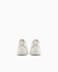 Chunky sneakers with contrasting inserts